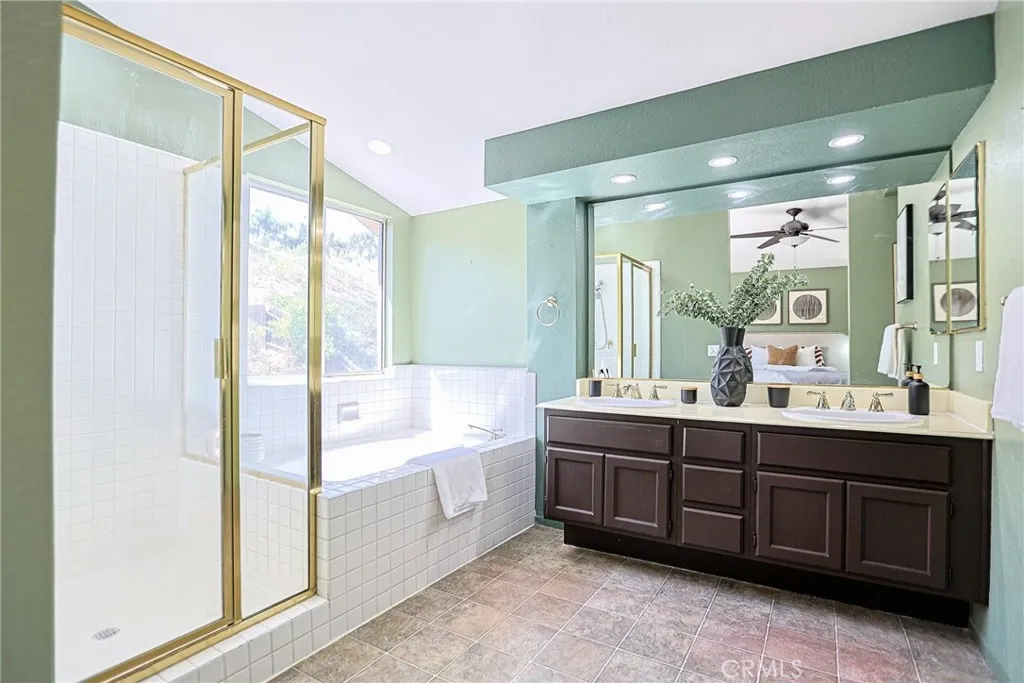 https://cdn.realtyfeed.com/cdn/127/307078977/304e18f1334649bbf94c2191bc5143ba.webp