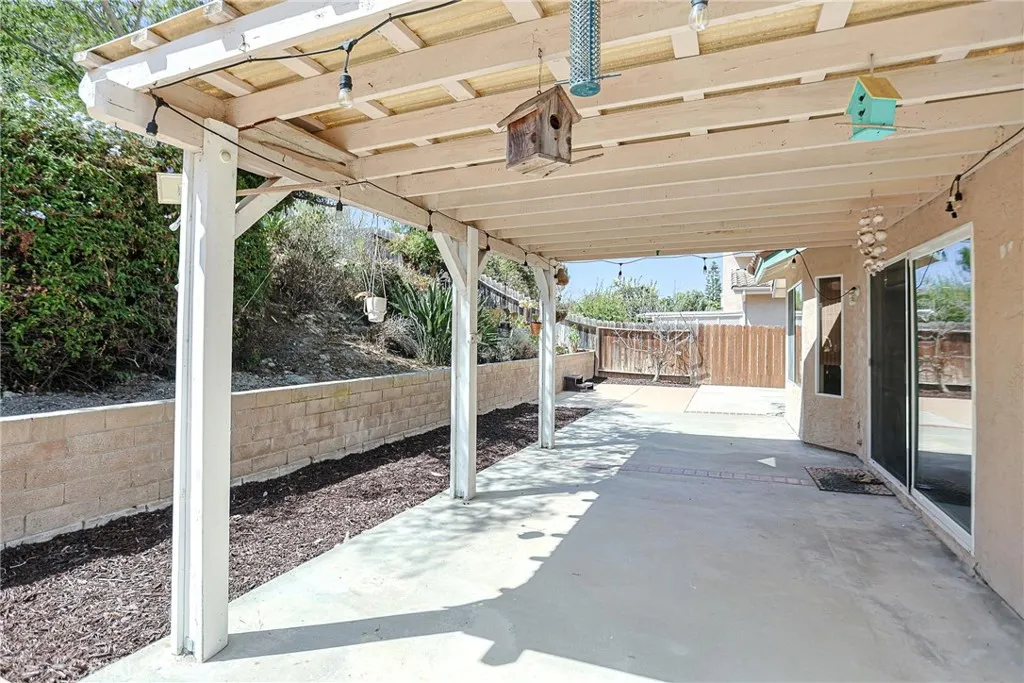 https://cdn.realtyfeed.com/cdn/127/307078977/42440fd443b2686a71cac953055488c9.webp