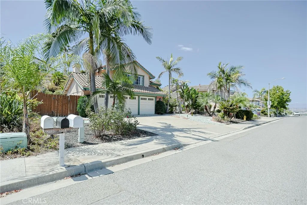 https://cdn.realtyfeed.com/cdn/127/307078977/a04ce3278a4b0972a09cc51daa006ab8.webp