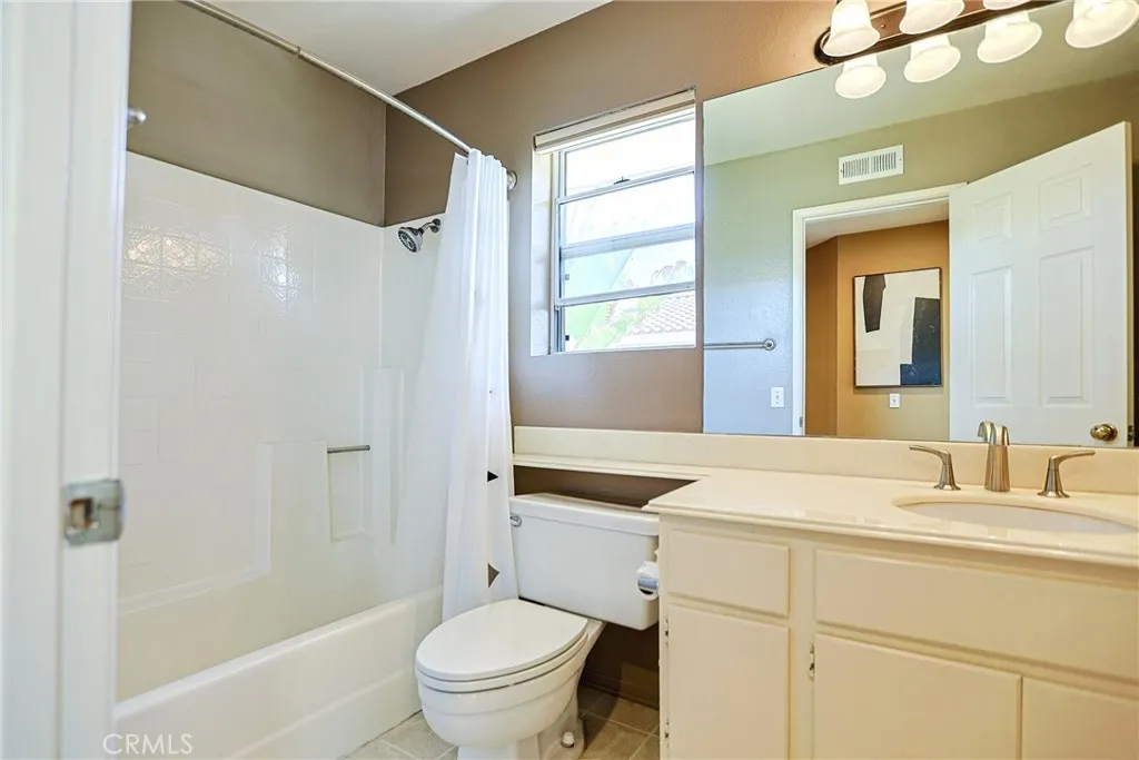 https://cdn.realtyfeed.com/cdn/127/307078977/c762d51002df5b9316015c1a717e3698.webp