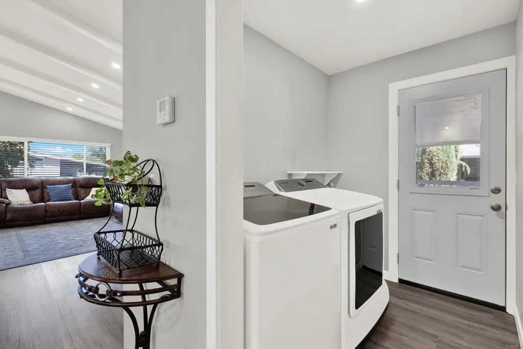https://cdn.realtyfeed.com/cdn/127/307079039/64570d74cc202ec953f1ee580543b5ce.webp