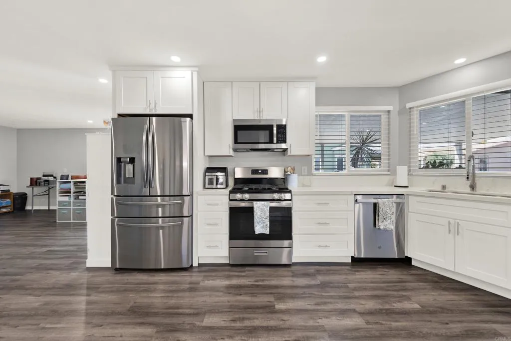 https://cdn.realtyfeed.com/cdn/127/307079039/91897f8315575dedf53342fdf2b2d5e7.webp