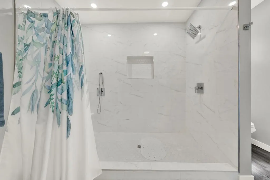 https://cdn.realtyfeed.com/cdn/127/307079039/fce74ec057abf47753949ebdc2eae28f.webp