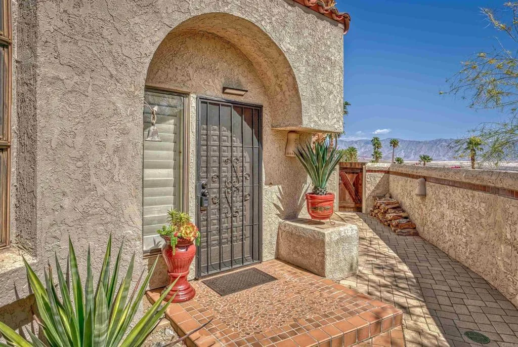 https://cdn.realtyfeed.com/cdn/127/307079070/013d1f22fca2035001c631d3485030a9.webp