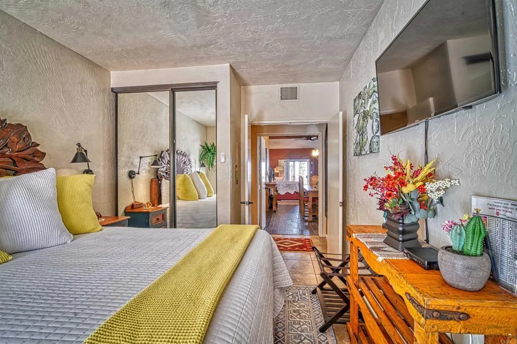 https://cdn.realtyfeed.com/cdn/127/307079070/15bade8ee4086574dd4a1f35d3eb5a75.webp