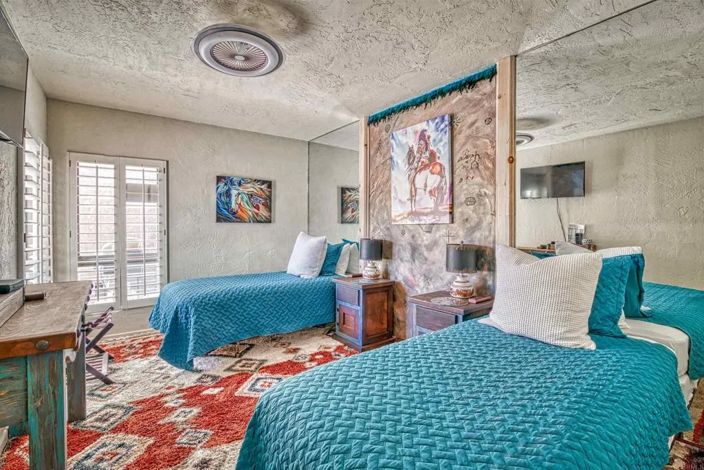 https://cdn.realtyfeed.com/cdn/127/307079070/728a915a7f99890750c2fa90be786127.webp