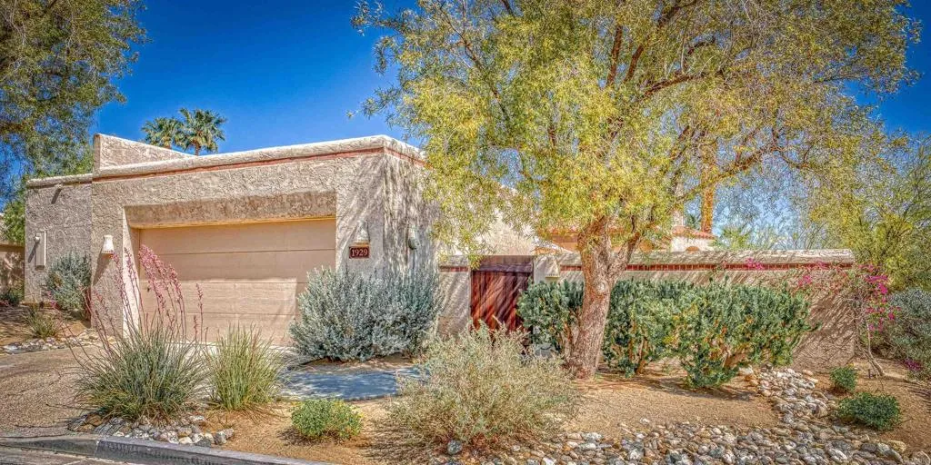 https://cdn.realtyfeed.com/cdn/127/307079070/8e93d56300bc30bd1e28c1a74361a665.webp