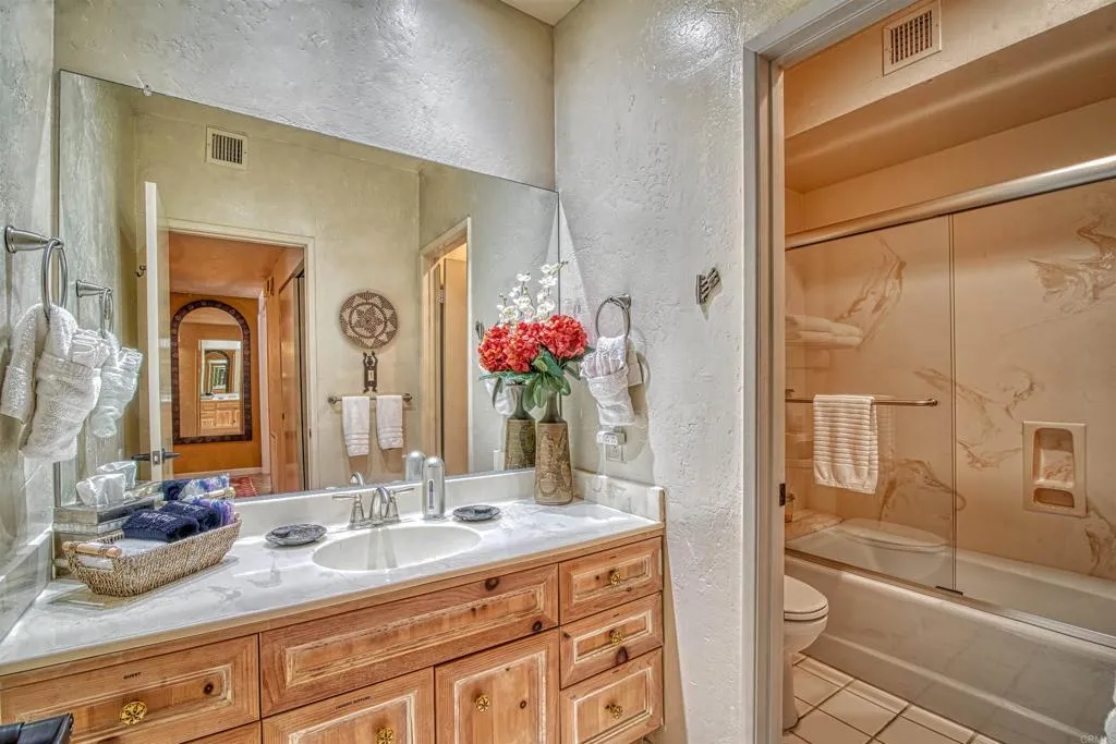 https://cdn.realtyfeed.com/cdn/127/307079070/9406d651cfb2173a106806d2ea772d4f.webp