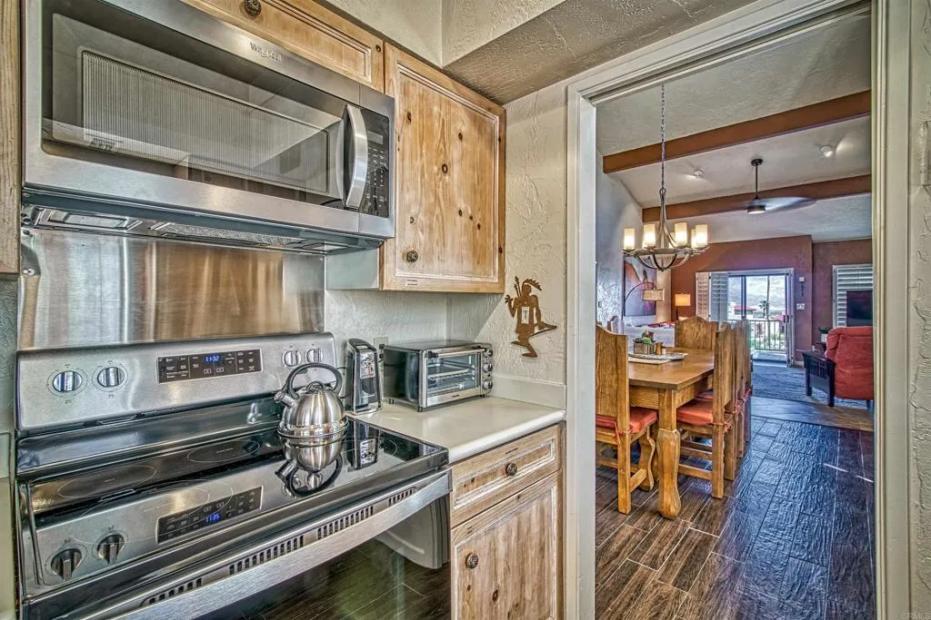 https://cdn.realtyfeed.com/cdn/127/307079070/c804827674e88a77d58fe50d1e7c840a.webp