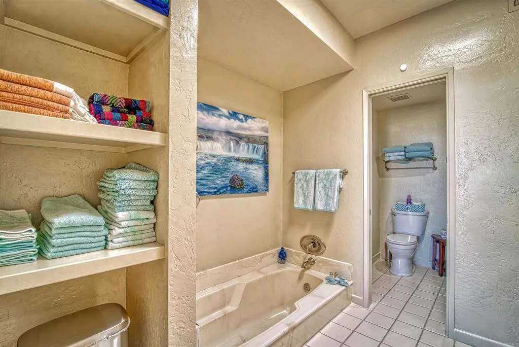 https://cdn.realtyfeed.com/cdn/127/307079070/c8a0153d3c78e87e067e92f72ad9c2ae.webp