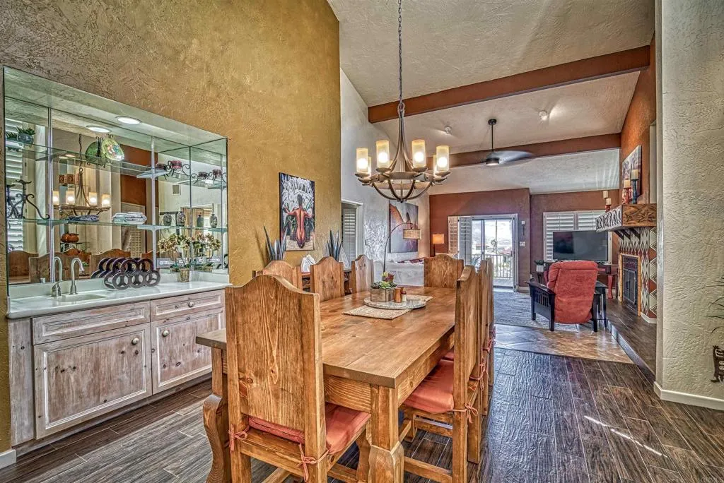 https://cdn.realtyfeed.com/cdn/127/307079070/ca63af7a50485dc3d2a917b44906cc6e.webp
