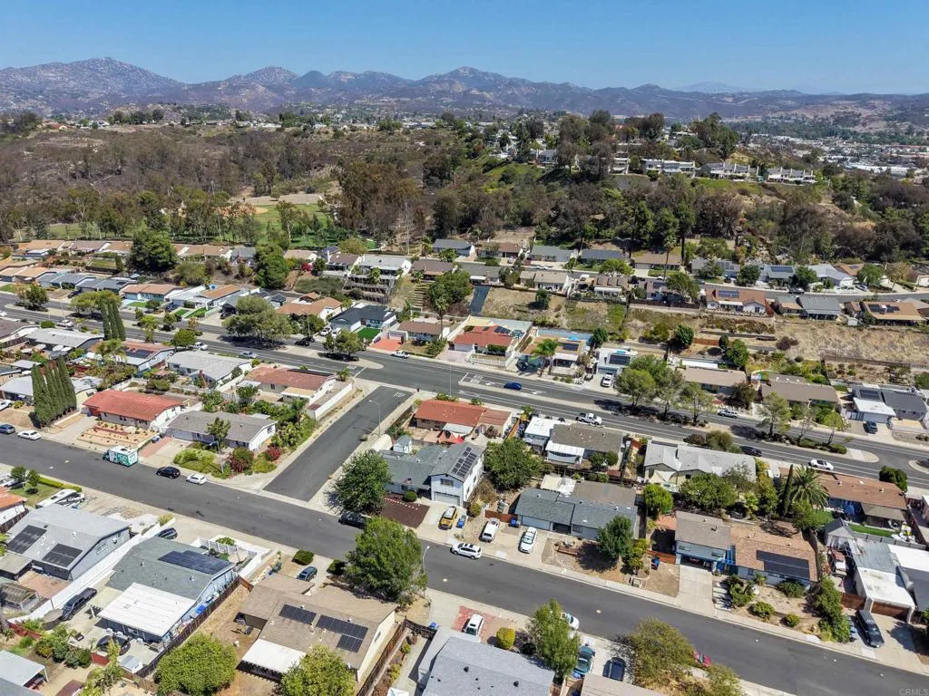 https://cdn.realtyfeed.com/cdn/127/307079140/11f2e97ea53f9c4ea824b9e1e0a9180d.webp