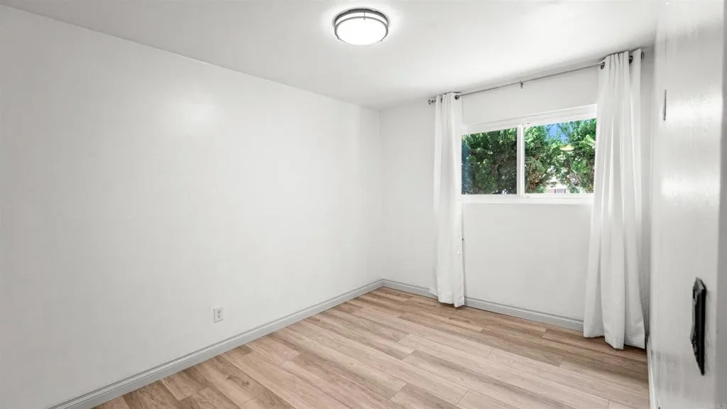 https://cdn.realtyfeed.com/cdn/127/307079140/1330221ce5f9a05cac973fae8ab90c02.webp