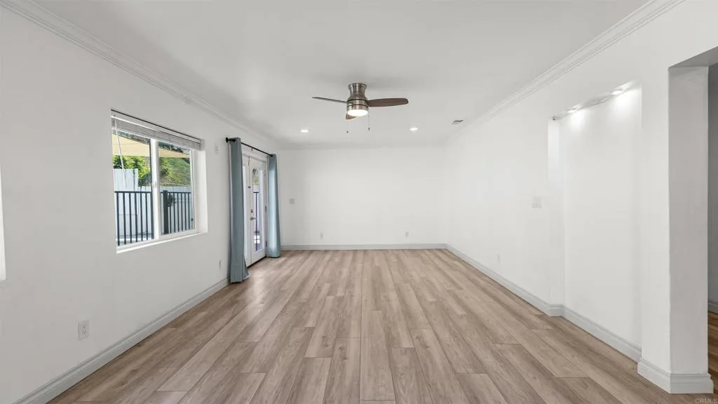 https://cdn.realtyfeed.com/cdn/127/307079140/49a31119e31d9222dbea8ac5f0da034e.webp