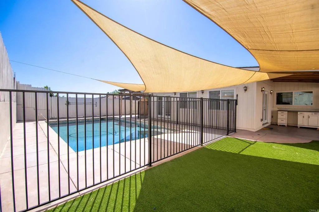 https://cdn.realtyfeed.com/cdn/127/307079140/9f2ce491fcab2f36faebd38b57cca3de.webp