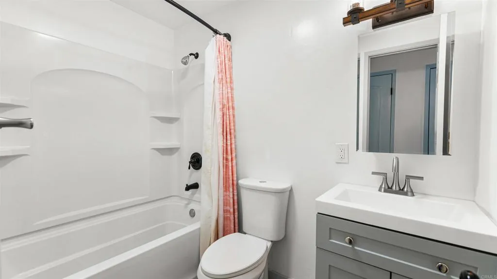 https://cdn.realtyfeed.com/cdn/127/307079140/b9664ecc78f11531b5830a62e349a7e8.webp