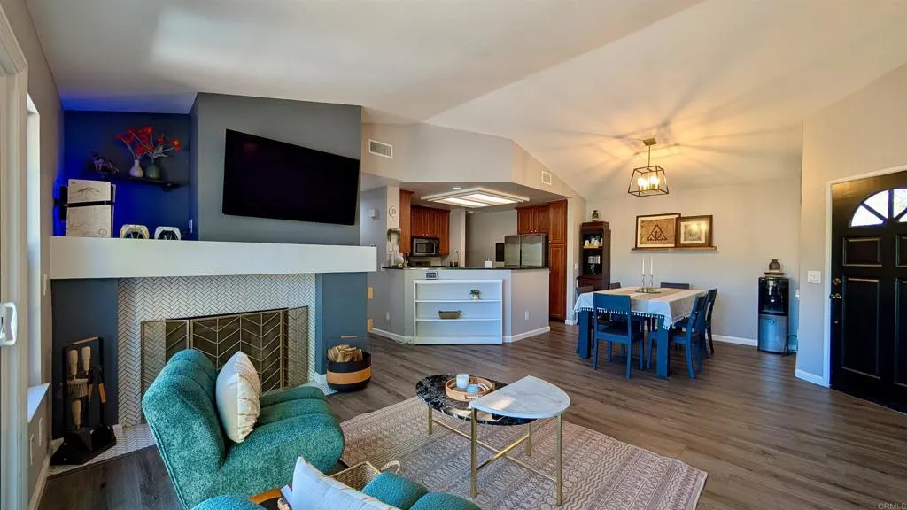 11336 Camino Playa Cancun Unit 8, San Diego, CA 92124 - Photo 2 of 30, San Diego, CA