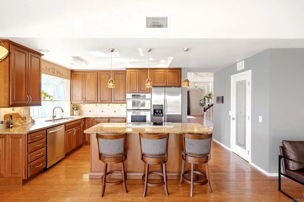 https://cdn.realtyfeed.com/cdn/127/307079225/063ade07fcde0f2c996af7cc89d83a84.webp