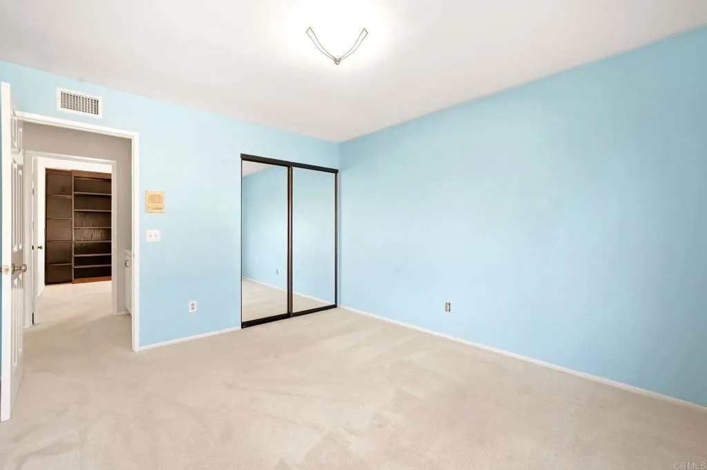 https://cdn.realtyfeed.com/cdn/127/307079225/50d4e78bc3b0b9bc8680f8d3eb2a8374.webp
