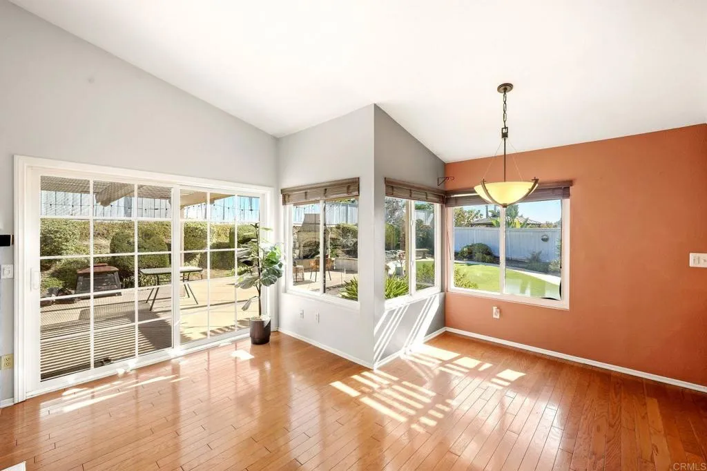 https://cdn.realtyfeed.com/cdn/127/307079225/5becdc34655f6371ee204bf1d94d5c5f.webp