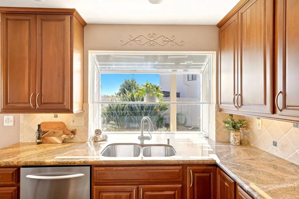 https://cdn.realtyfeed.com/cdn/127/307079225/807c75e674168cf2c50182bee8717c76.webp