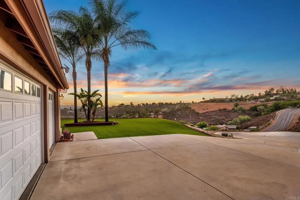 https://cdn.realtyfeed.com/cdn/127/307079282/0712140fde55c7ca487097839bb09af3.webp