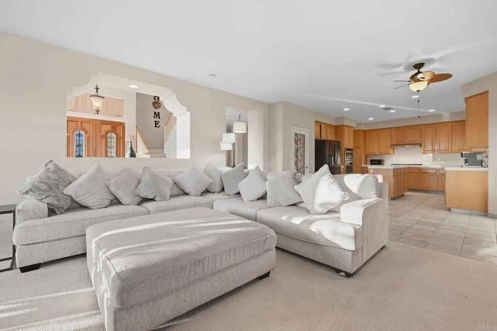 https://cdn.realtyfeed.com/cdn/127/307079282/120b447a18a8fccabc481cba22d0f5df.webp