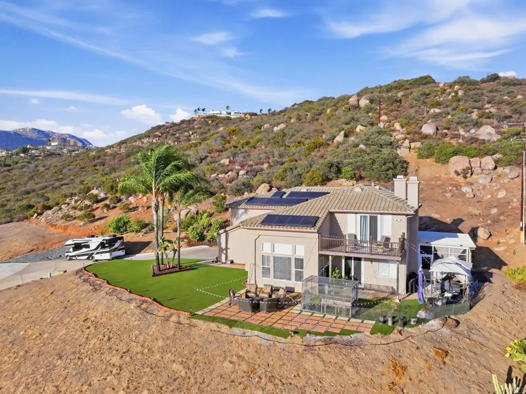 https://cdn.realtyfeed.com/cdn/127/307079282/3c2dda363ca69100dcb9df368bd37a6a.webp