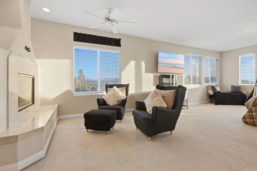 https://cdn.realtyfeed.com/cdn/127/307079282/70b7283de0970fb78c59f5331d7de231.webp