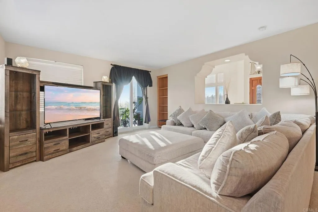 https://cdn.realtyfeed.com/cdn/127/307079282/79afd70d241d72aaddb448ab749a2257.webp