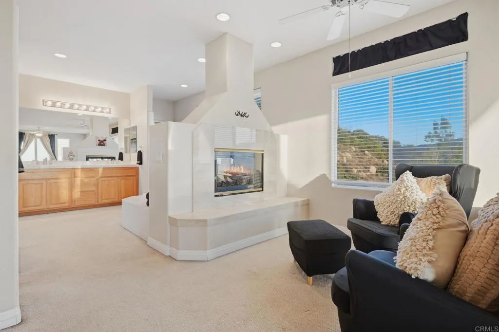 https://cdn.realtyfeed.com/cdn/127/307079282/937e8610e858c1ca1dee5816624b96fa.webp