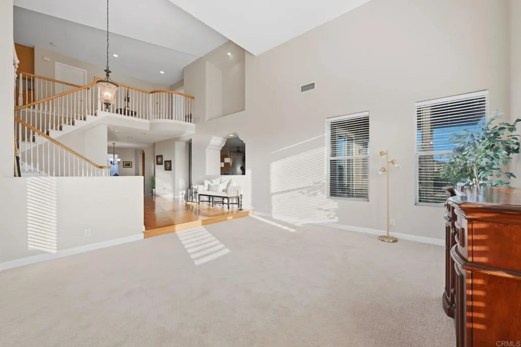 https://cdn.realtyfeed.com/cdn/127/307079282/c47b4f49b1084b5880f088fd22701f79.webp