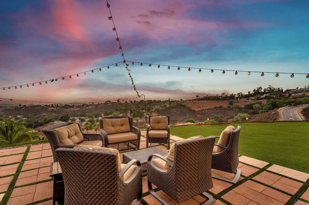 https://cdn.realtyfeed.com/cdn/127/307079282/f02da17a69a70d545a2a25012fd58dce.webp