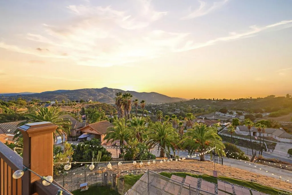 https://cdn.realtyfeed.com/cdn/127/307079282/f0e186d85ab9b5d5113ba07d2ffaac81.webp