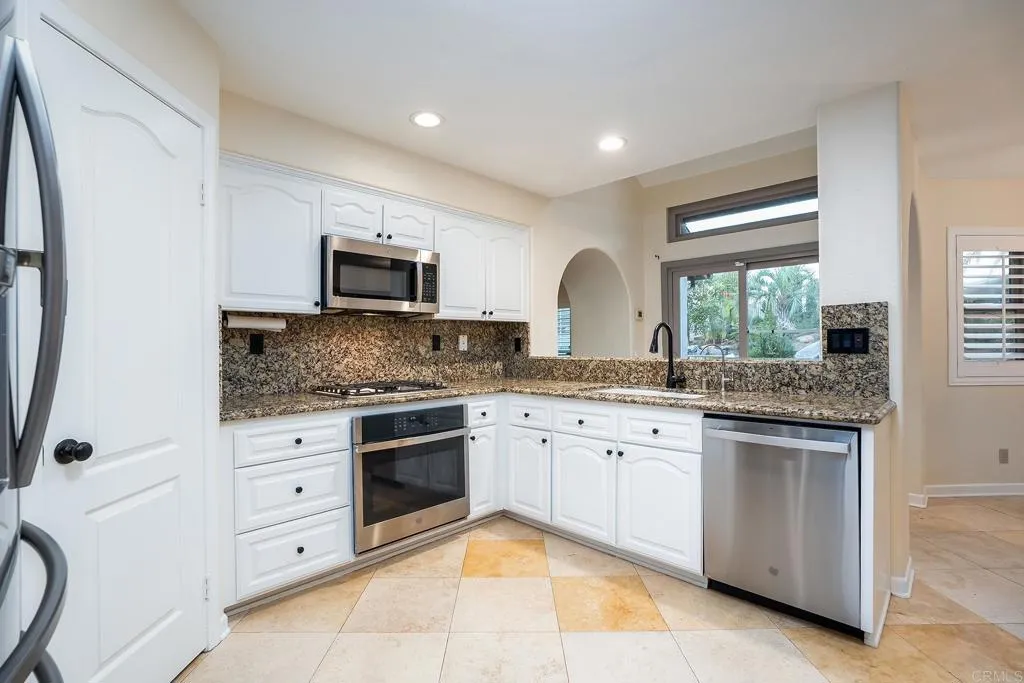 https://cdn.realtyfeed.com/cdn/127/307079285/6e1549333bdb6f15375b8f928ead7731.webp