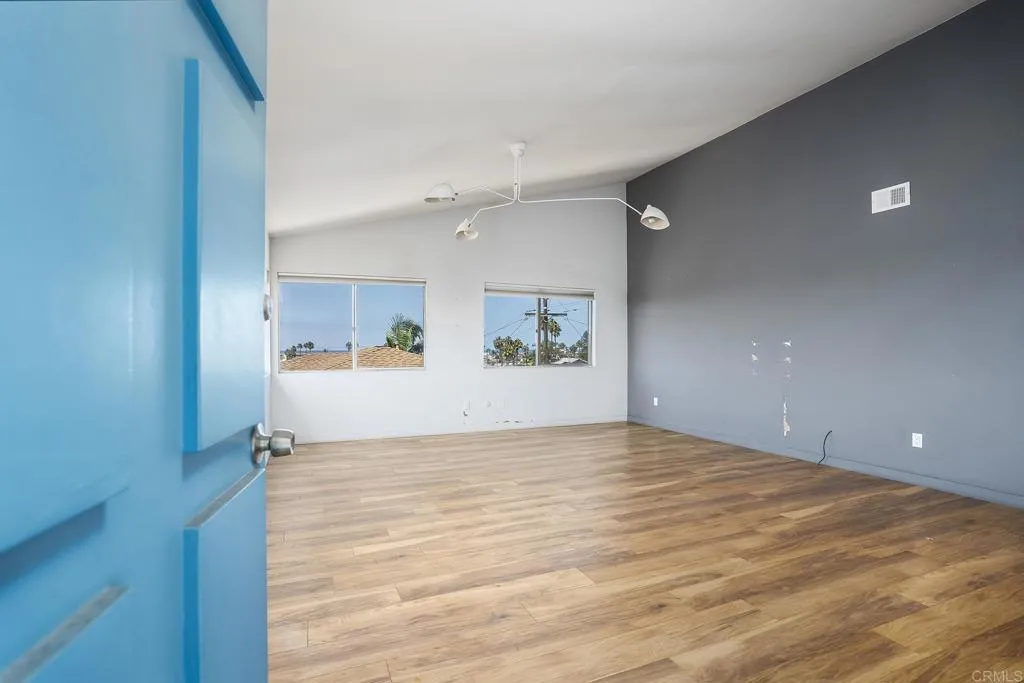 https://cdn.realtyfeed.com/cdn/127/307079288/0df5e1a79bbc07e920442b428f4bb145.webp