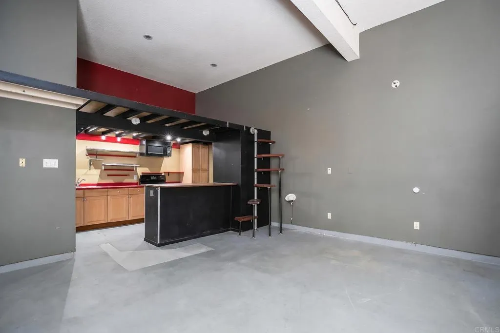 https://cdn.realtyfeed.com/cdn/127/307079288/180a170414d907fa904b43314f7e3154.webp