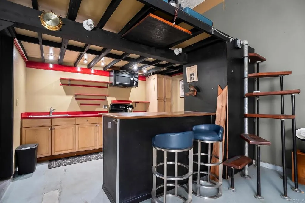 https://cdn.realtyfeed.com/cdn/127/307079288/bea7d55208f13627b7387a321fb205e6.webp