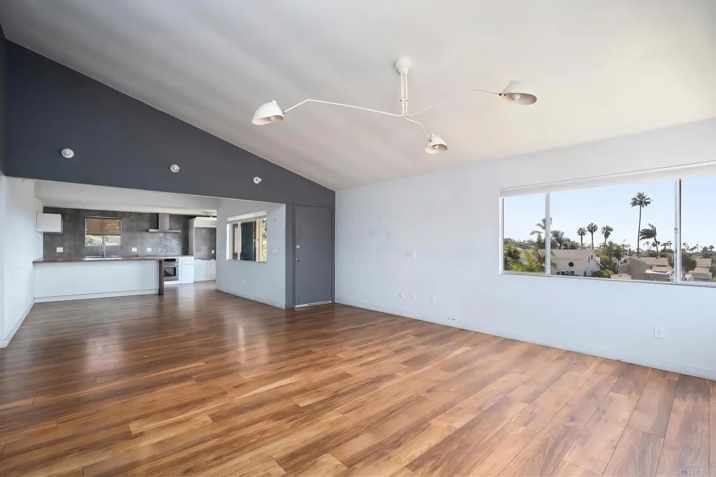 https://cdn.realtyfeed.com/cdn/127/307079288/ef3148c25aebd38930157bc834e43500.webp