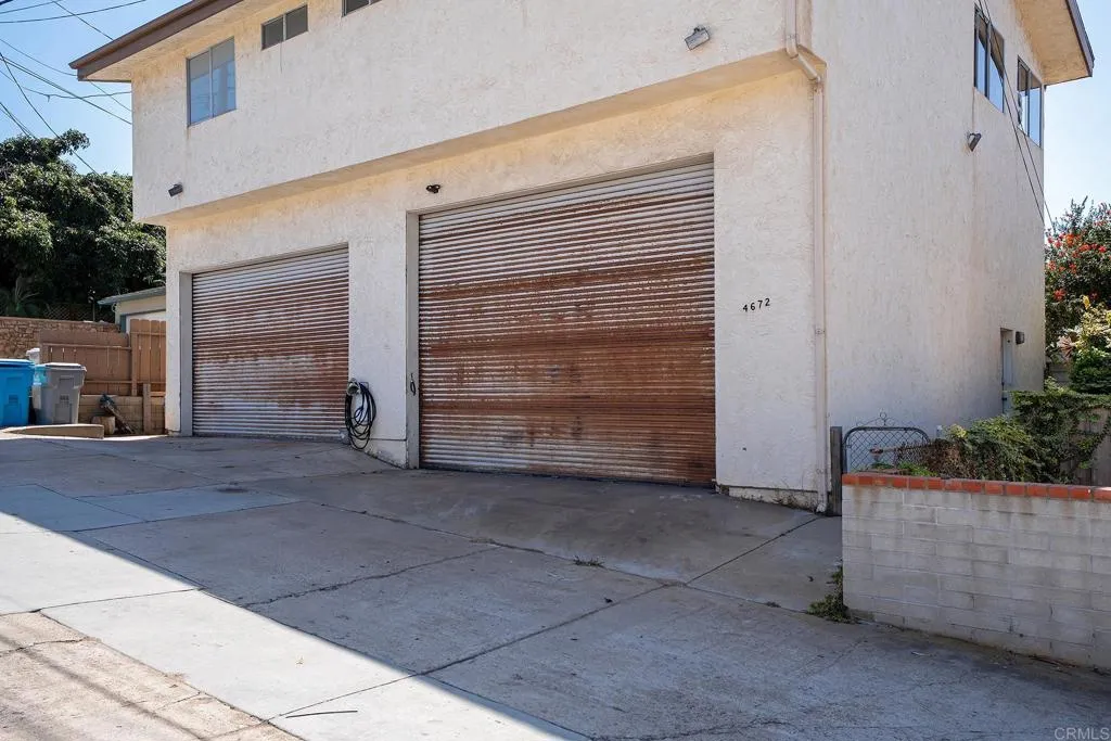 https://cdn.realtyfeed.com/cdn/127/307079288/f2c4bb9a07f6b4292bbba04519d33db5.webp