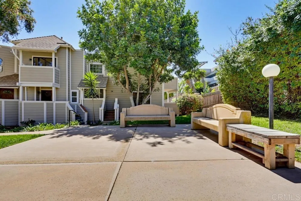 https://cdn.realtyfeed.com/cdn/127/307079315/32b1343aef262f84a8958a5190b25cea.webp