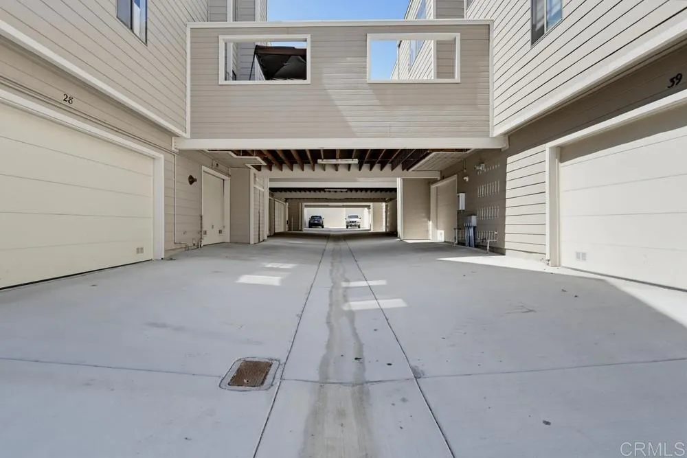 https://cdn.realtyfeed.com/cdn/127/307079315/47f8472c9cf39195ea05fee8473f107e.webp
