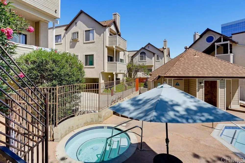 https://cdn.realtyfeed.com/cdn/127/307079315/b83fd749bc9bb0637b7015e23223f546.webp