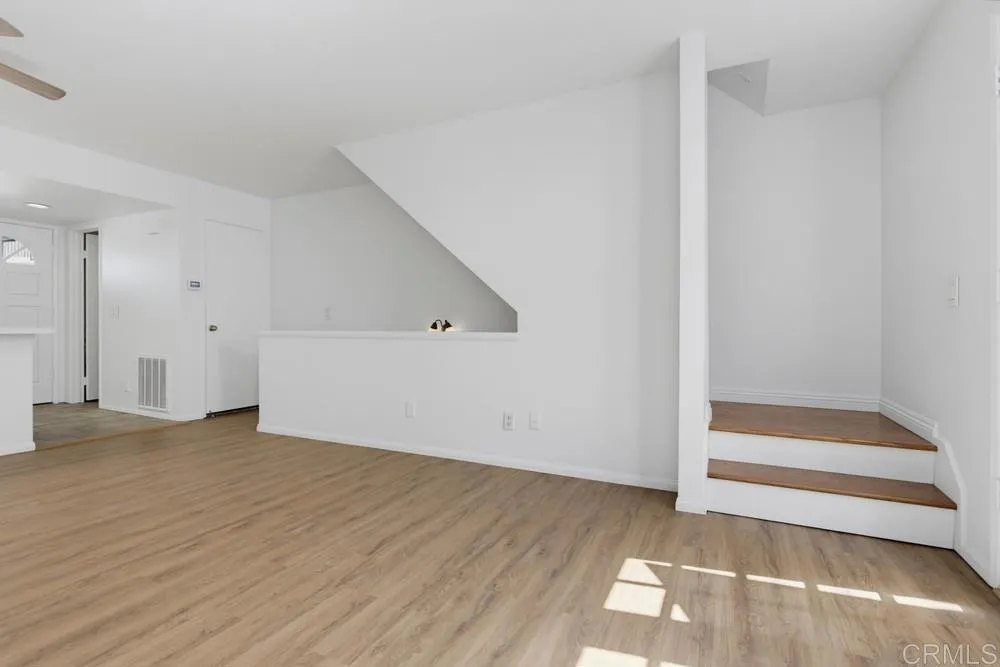 https://cdn.realtyfeed.com/cdn/127/307079315/e8c06b33a1cedea8141084f9ed325968.webp