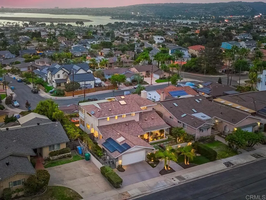 https://cdn.realtyfeed.com/cdn/127/307079317/274961600b03fb575fc103025d5672fe.webp