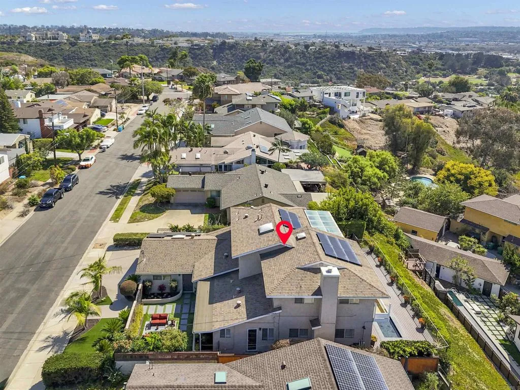 https://cdn.realtyfeed.com/cdn/127/307079317/5f9ada6d5a11389bebb5da4a5cfc21a6.webp