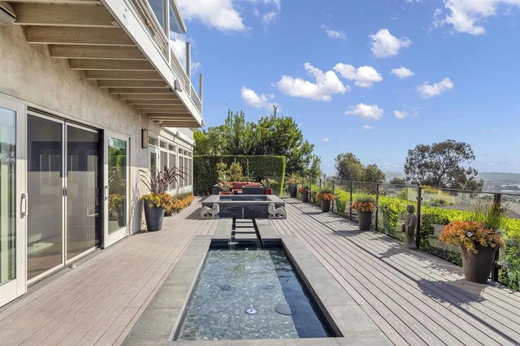 https://cdn.realtyfeed.com/cdn/127/307079317/a00aae3e30a4ce31db73d53cb8bdea24.webp