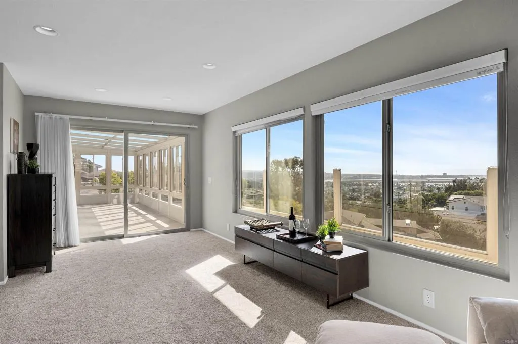 https://cdn.realtyfeed.com/cdn/127/307079317/ca7aaaf5bbcb75b0b25bfcbe2085539c.webp