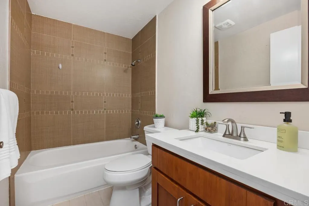https://cdn.realtyfeed.com/cdn/127/307079342/1fc3002a4dfc1364767ef11ae69d269f.webp