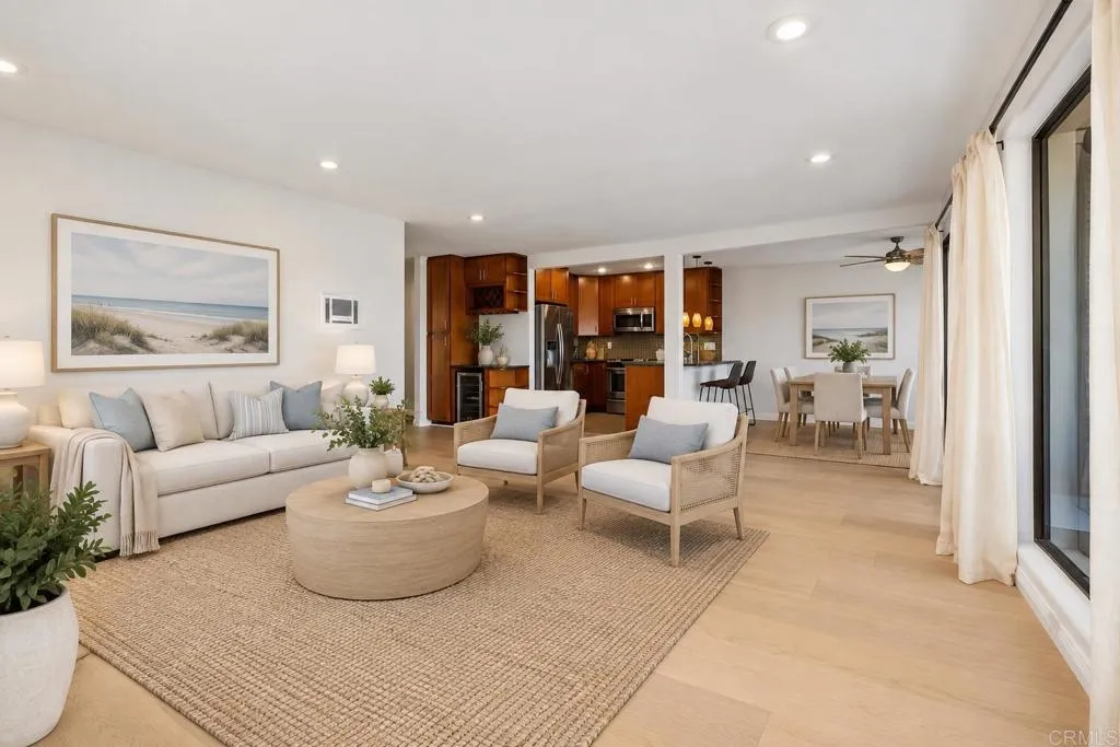 https://cdn.realtyfeed.com/cdn/127/307079342/3ecaf2cb8c234e592ef045a60add15eb.webp